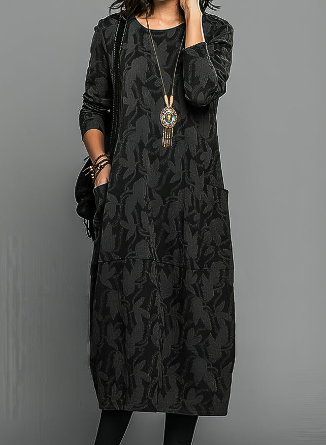 Madeleine | Warm winter dress with elegant cut