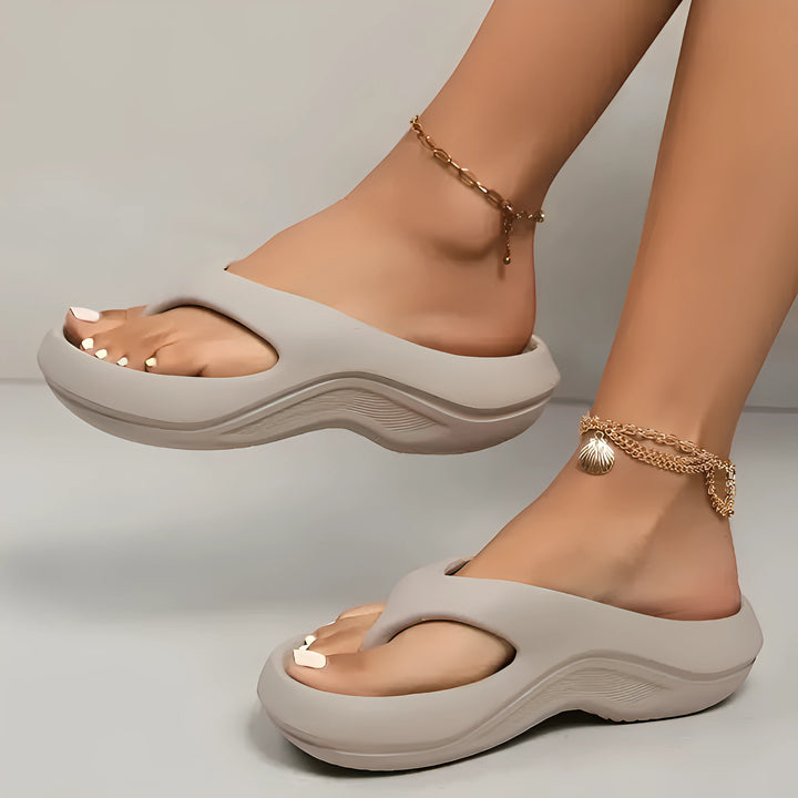 Women's Comfortable Casual Sandals with Non Slip Sole and Arch Support