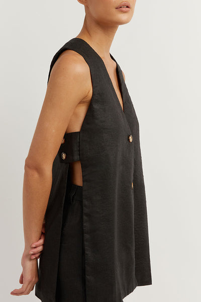 Amelia™ - Sleeveless Buttoned Set With Handmade Details