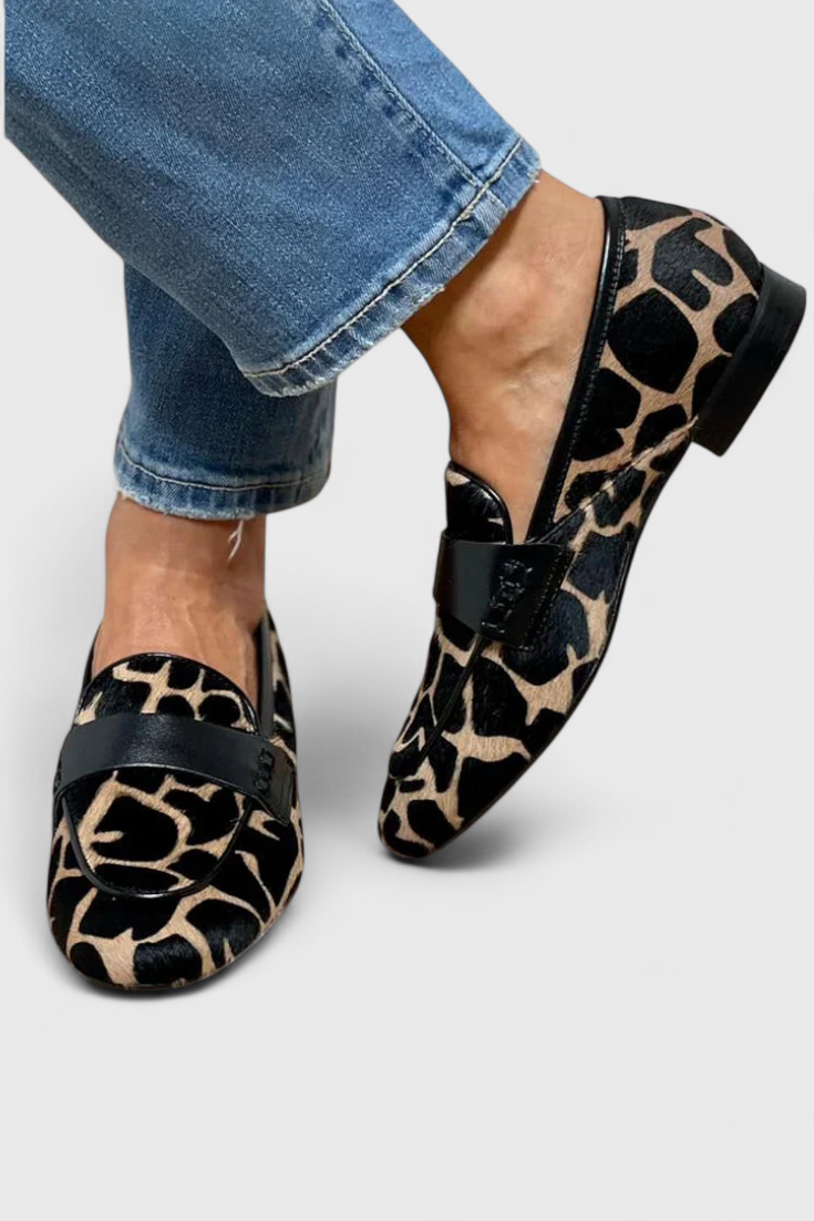 Annelore Leather Loafers with Low Heel and Exclusive Design